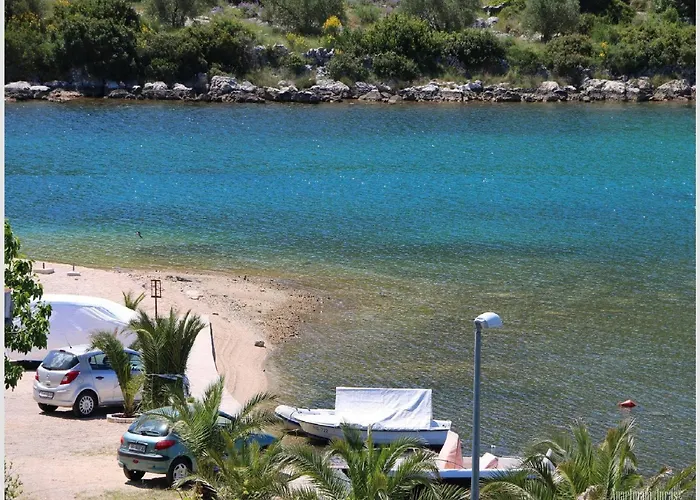 Juras - With Balcony And Side Sea View Tea *